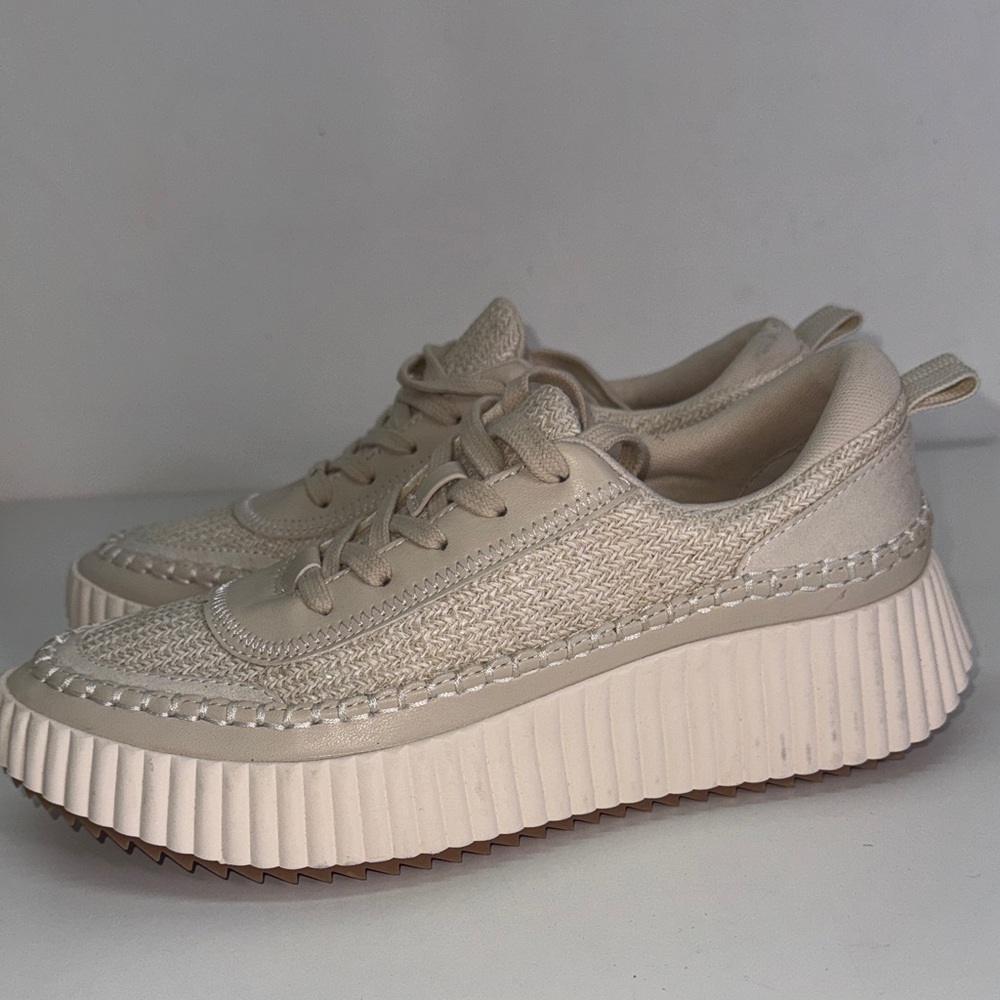 Dolce Vita Beige Knit Platform Sneakers Sz 9 NEW